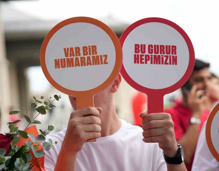 Avrupa ikincisi A Milli Erkek Basketbol Takımı, Türkiye’ye döndü