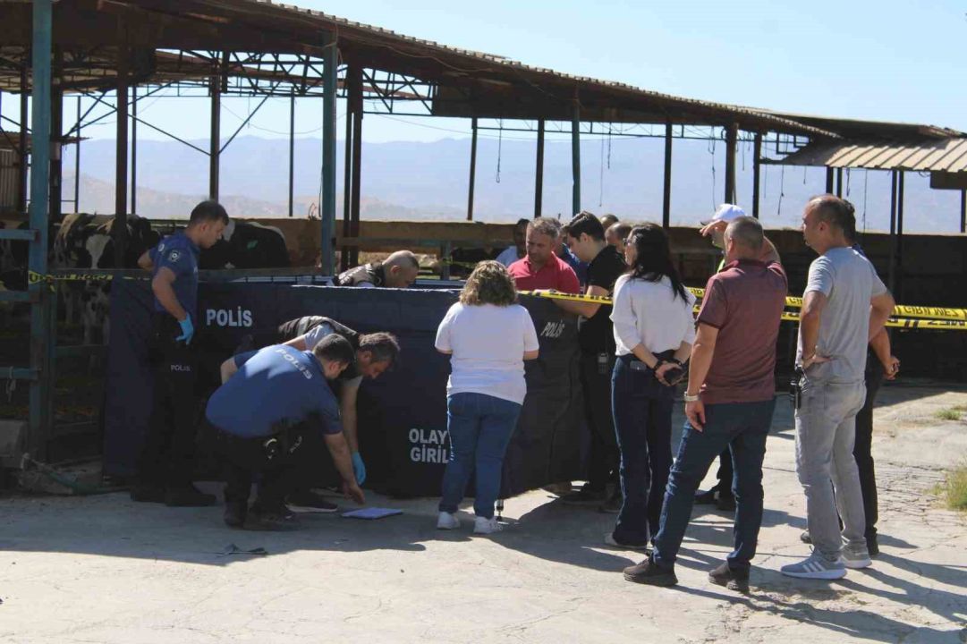 Ege'de acı haber: Süt toplama kamyonunun altında kalan çocuk hayatını kaybetti!