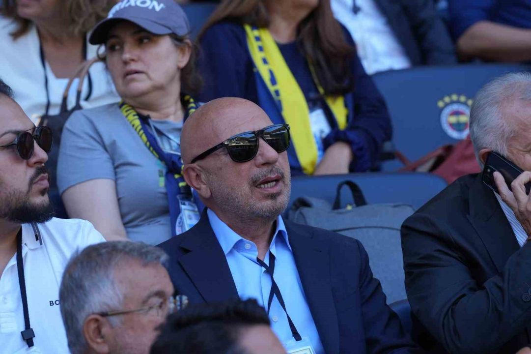 Başkan Ali Koç ve yönetimi, idari ve mali açıdan ibra edildi
