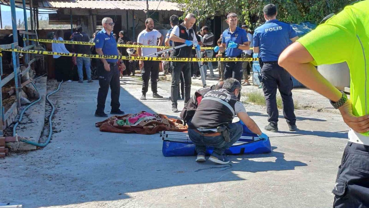 Ege'de acı haber: Süt toplama kamyonunun altında kalan çocuk hayatını kaybetti!