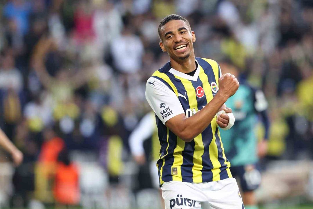 Fenerbahçeli Alexander Djiku, Spartak Moskova’ya transfer oldu