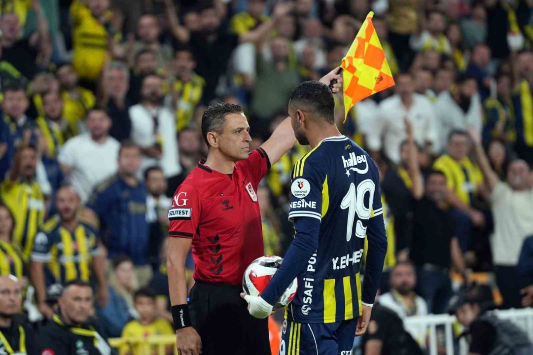 Trendyol Süper Lig: Fenerbahçe: 2 - Corendon Alanyaspor: 2 (Maç sonucu)