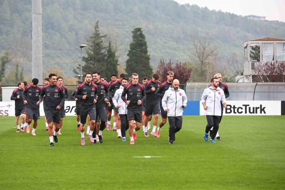 A Milli Futbol Takımı, Bulgaristan maçı hazırlıklarını sürdürdü