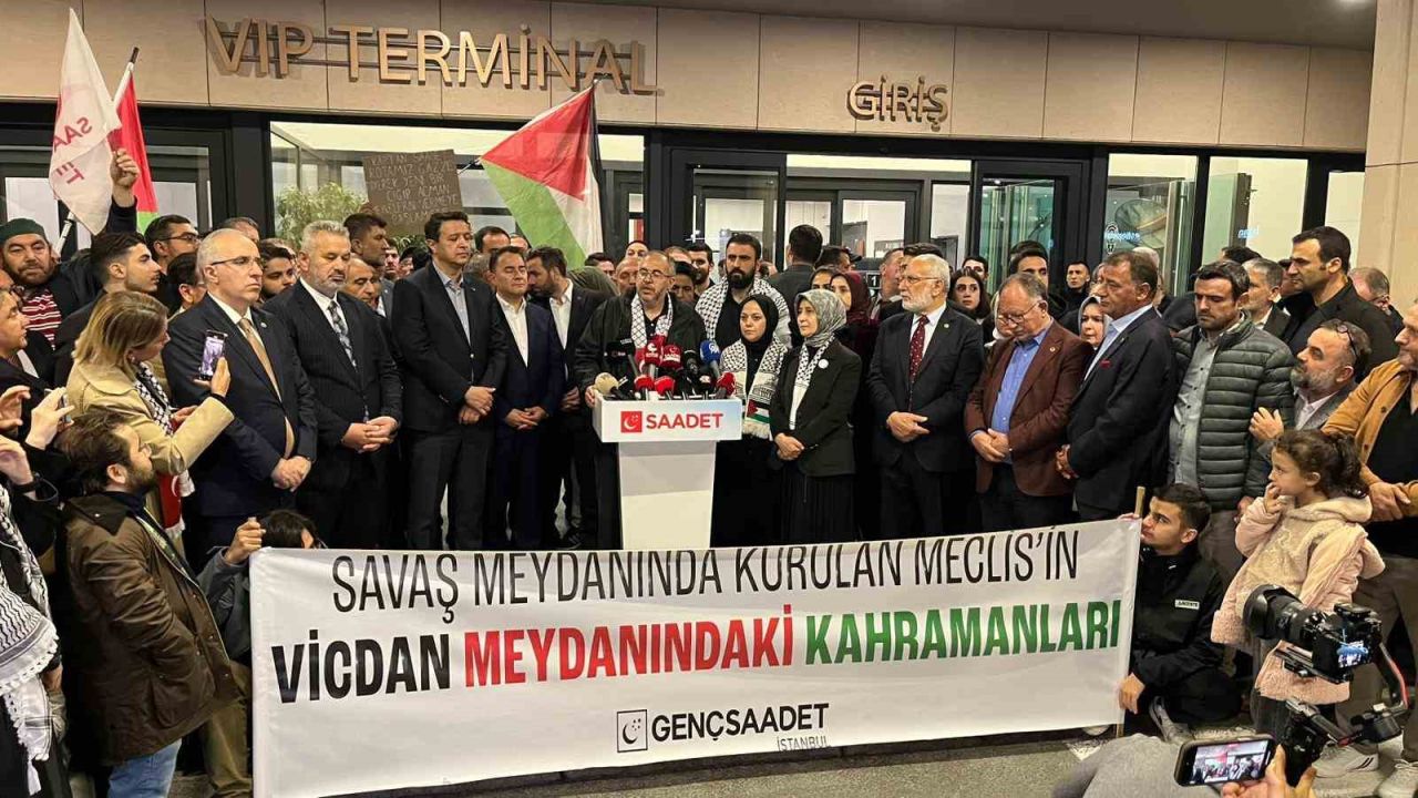 Özgürlük Filosu’nda gözaltına alınan milletvekilleri İstanbul’a geldi