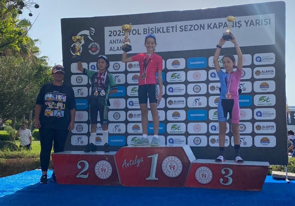 Akhisarlı pedallar Alanya’da zirveye tırmandı