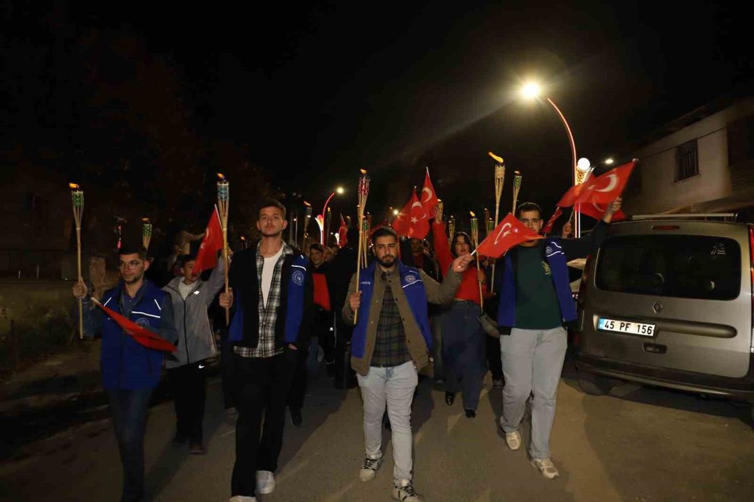 İlçede fener alayı coşkusu