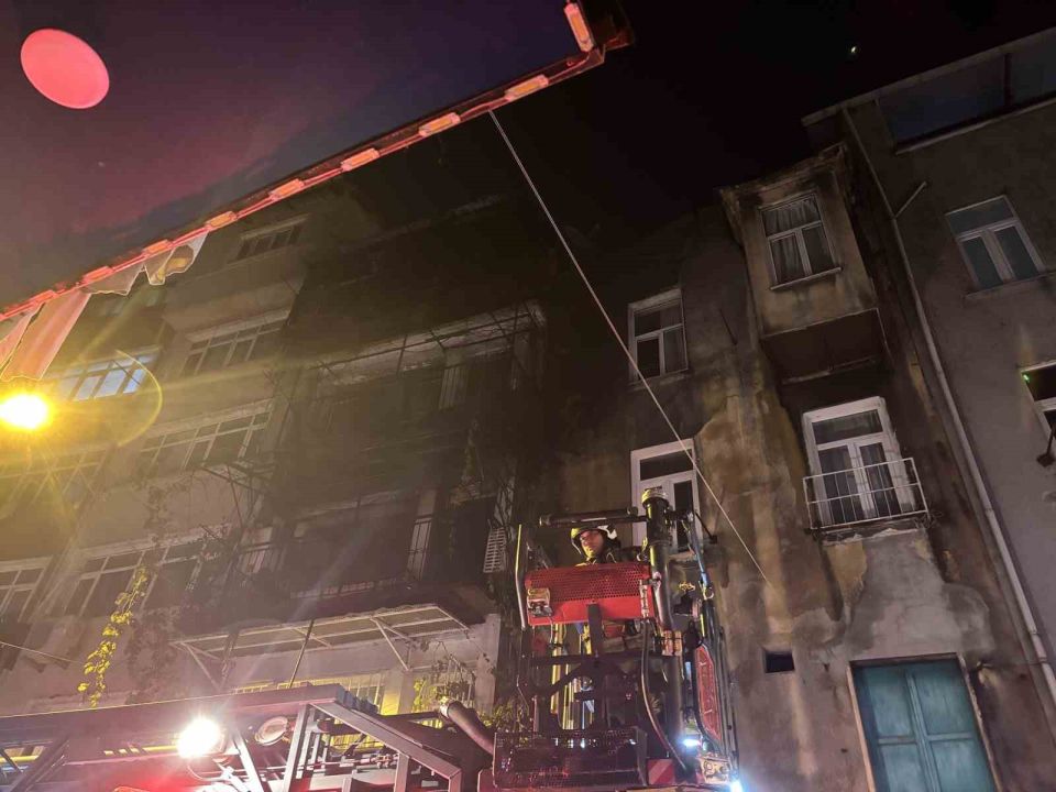 Kız isteme merasimi facia ile sonuçlandı: 8 kişi dumandan etkilendi