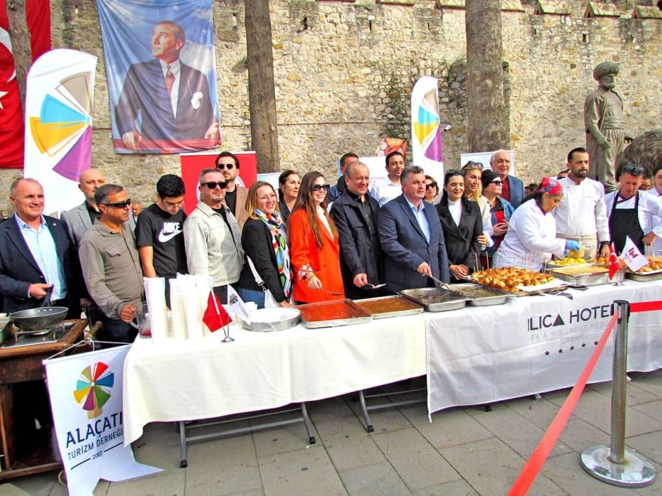 Çeşme'de gastronomi etkinliği düzenlendi