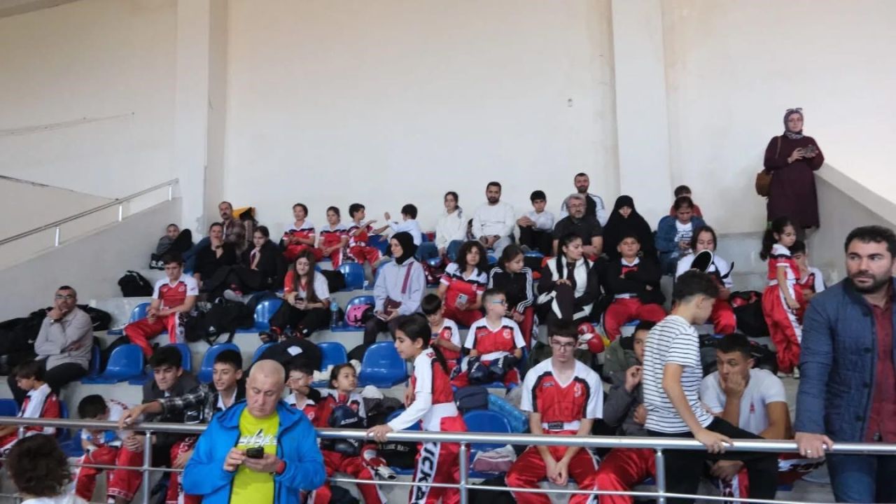 İlçede Kick Boks Turnuvasına yoğun ilgi
