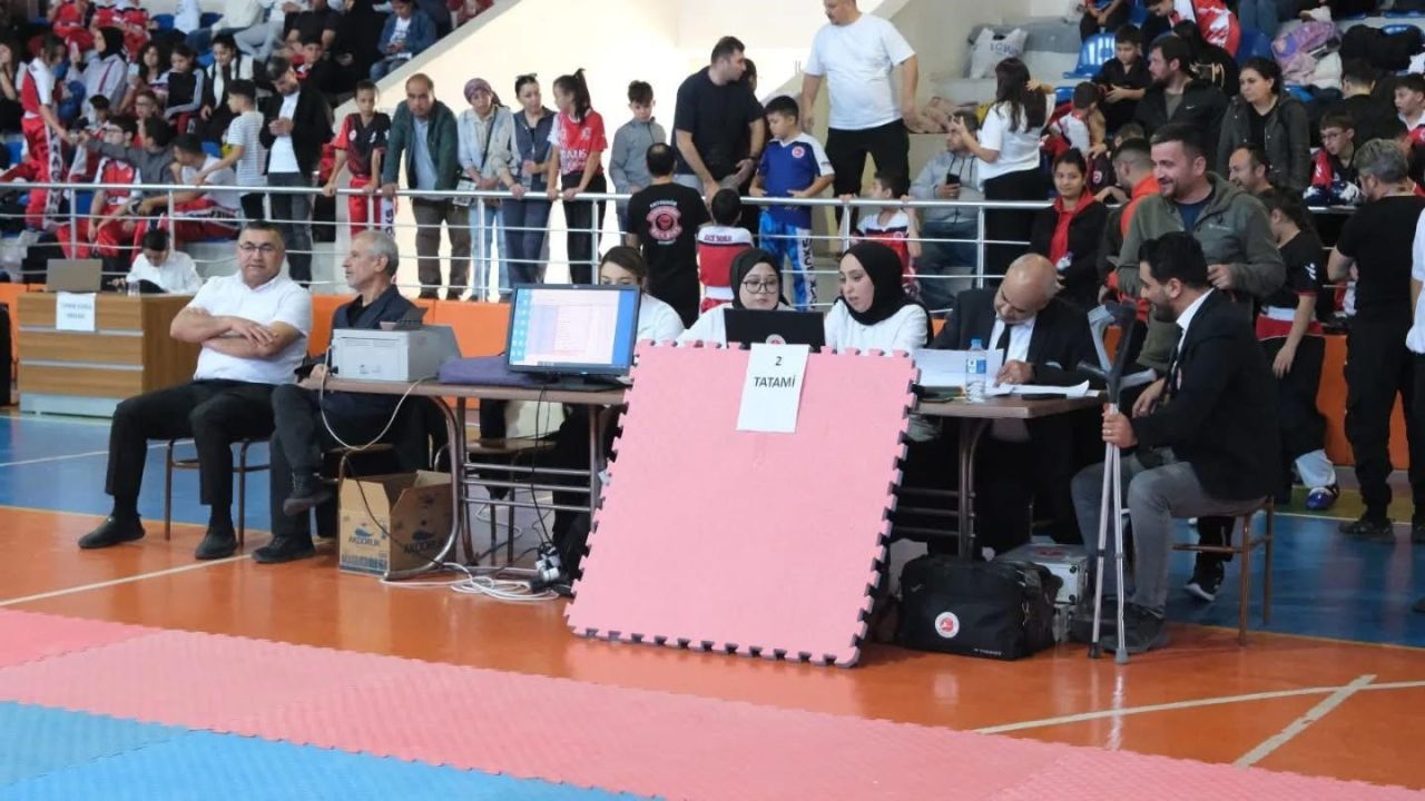 İlçede Kick Boks Turnuvasına yoğun ilgi