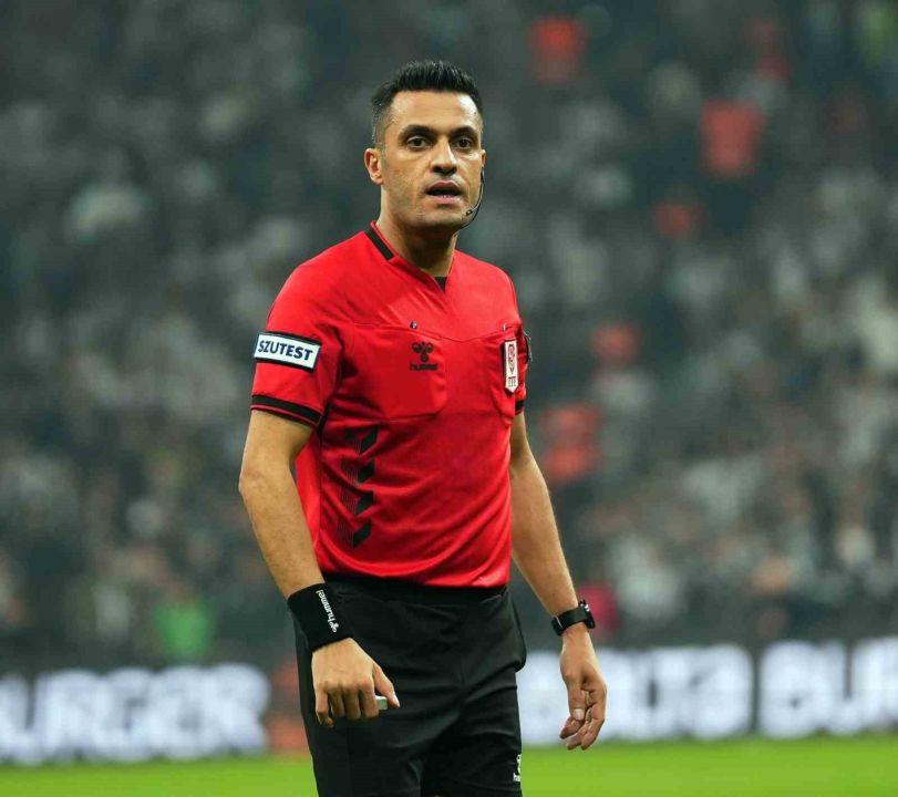 Trendyol Süper Lig: Beşiktaş: 2 - Fenerbahçe: 2 (İlk yarı)