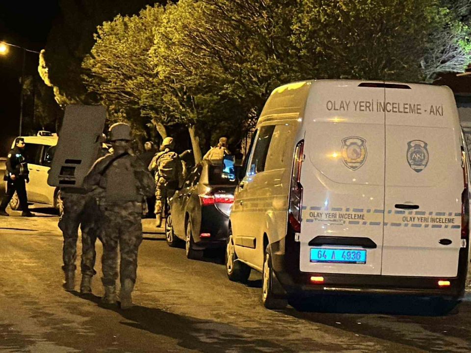 Uşak’ta görev başındaki polis ekiplerine pompalı tüfekle ateş açıldı: 2 polis yaralandı