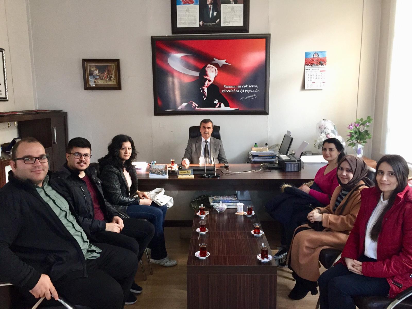 Turgutlu HEM'de 10 kursiyerin kâtip olarak atanma gururu