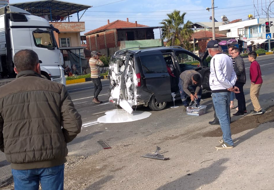 Gökkaya'da kaza 3 yaralı GÜNCEL Turgutlu Haber sitesi Yankı