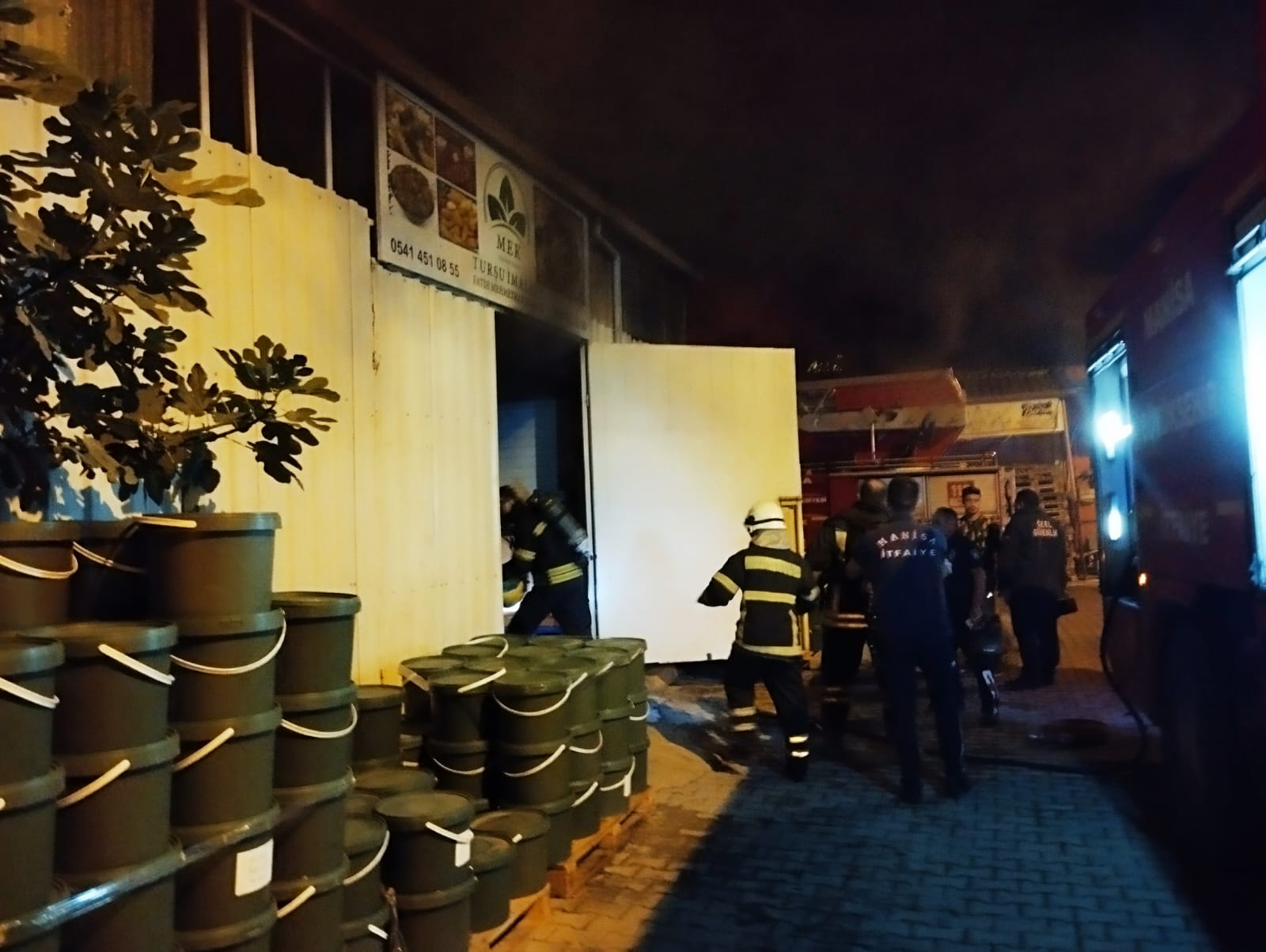 Gıda Çarşısında Yangın