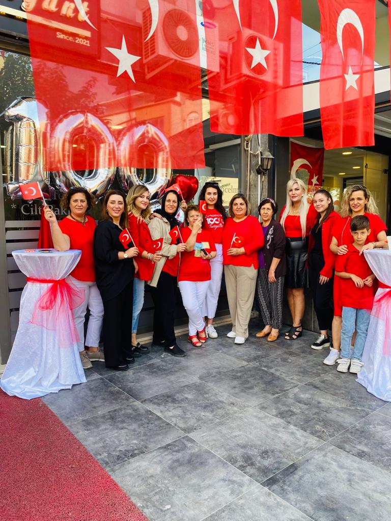 Cumhuriyet Mahallesi'nde Cumhuriyet Coşkusu