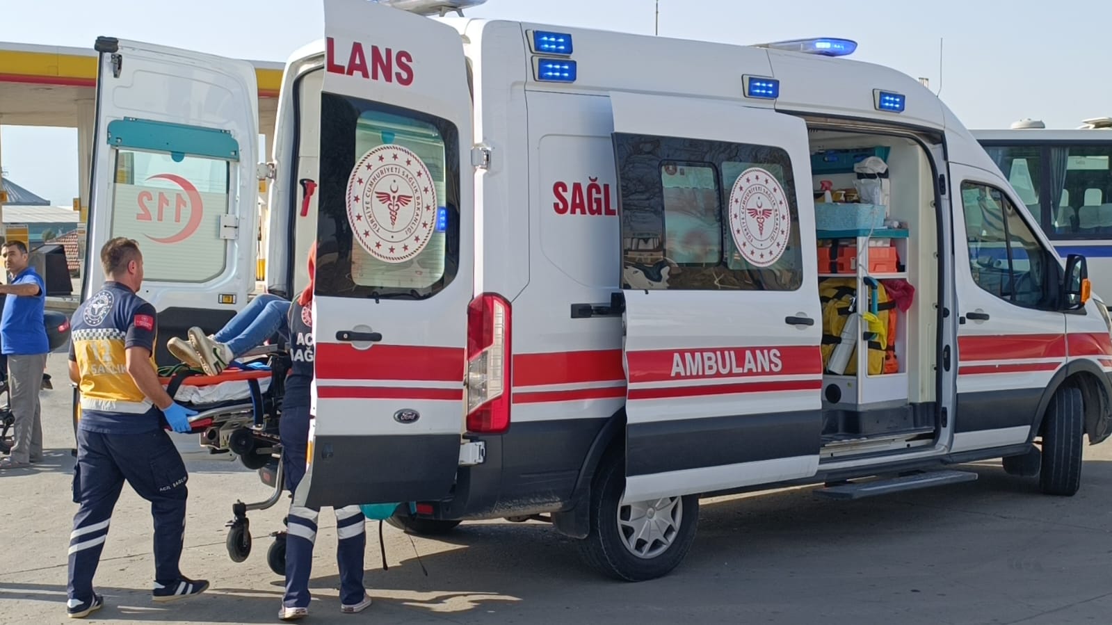 Turgutlu'da zincirleme kaza: 2 yaralı!