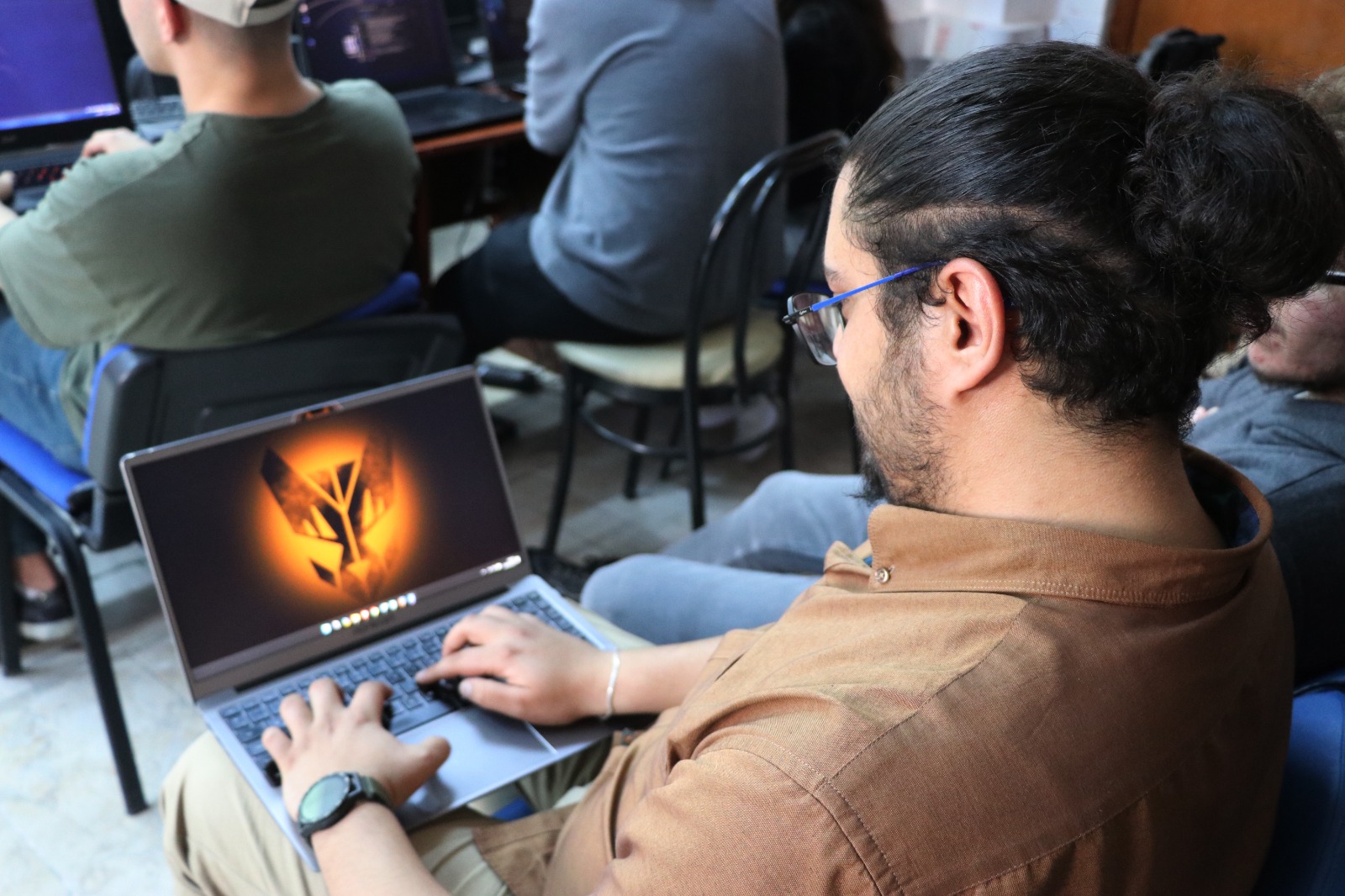 Üniversitelerde "beyaz şapkalı" hackerlar yetişiyor