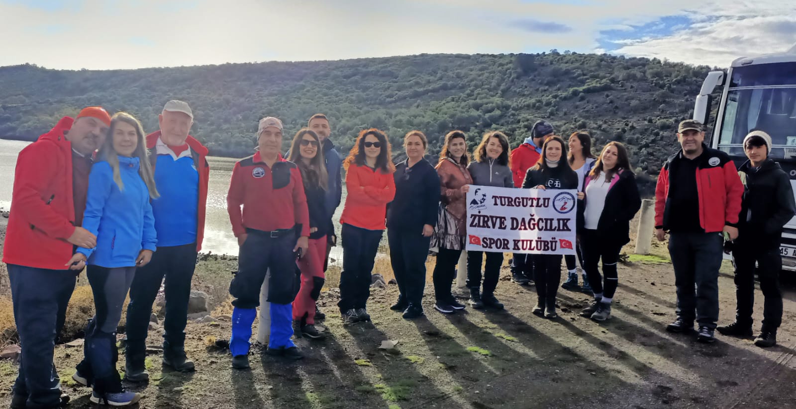 Zirve Dağcılık, Aigai Antik Kenti'nde tarihe yolculuk etti