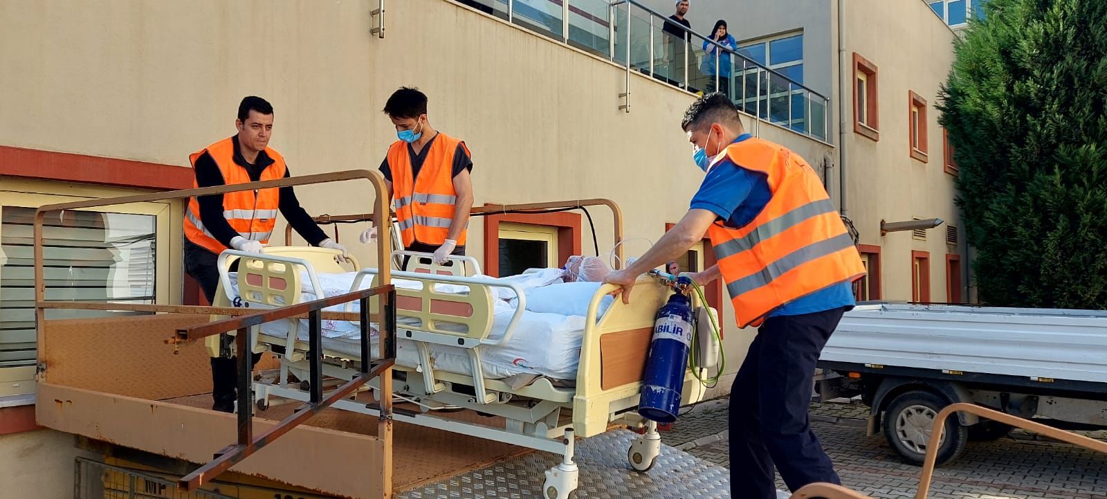 Turgutlu Devlet Hastanesi'nde hareketli anlar!