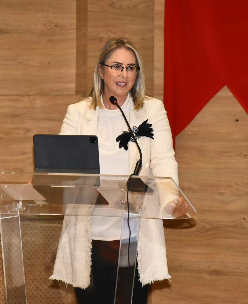 İzmirli kadın girişimciler "Cumhuriyetin Kadınları İktisat Kongresi'nde" buluştu
