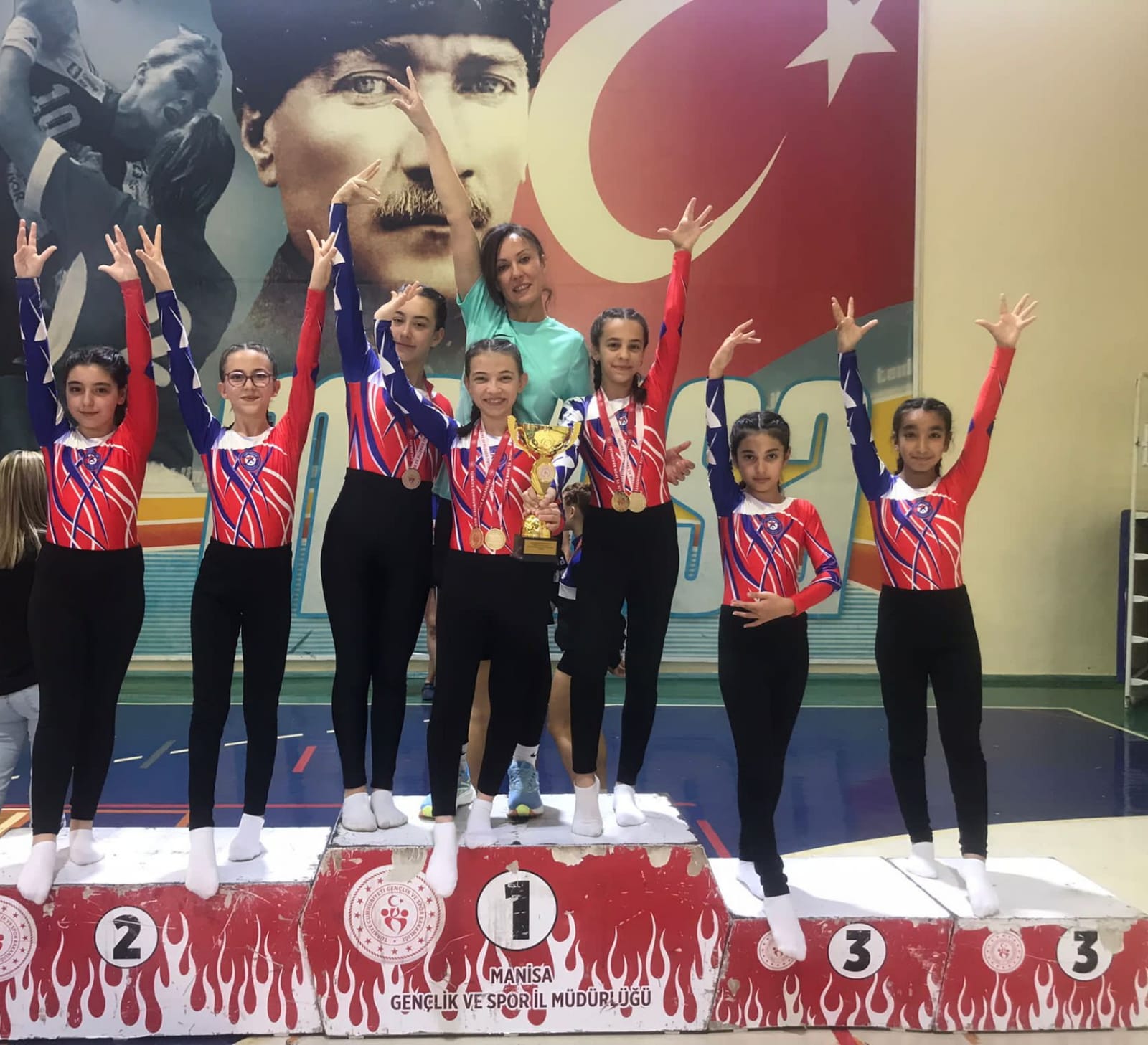 Akbey Akademi sporcuları, şampiyonaya damga vurdu!