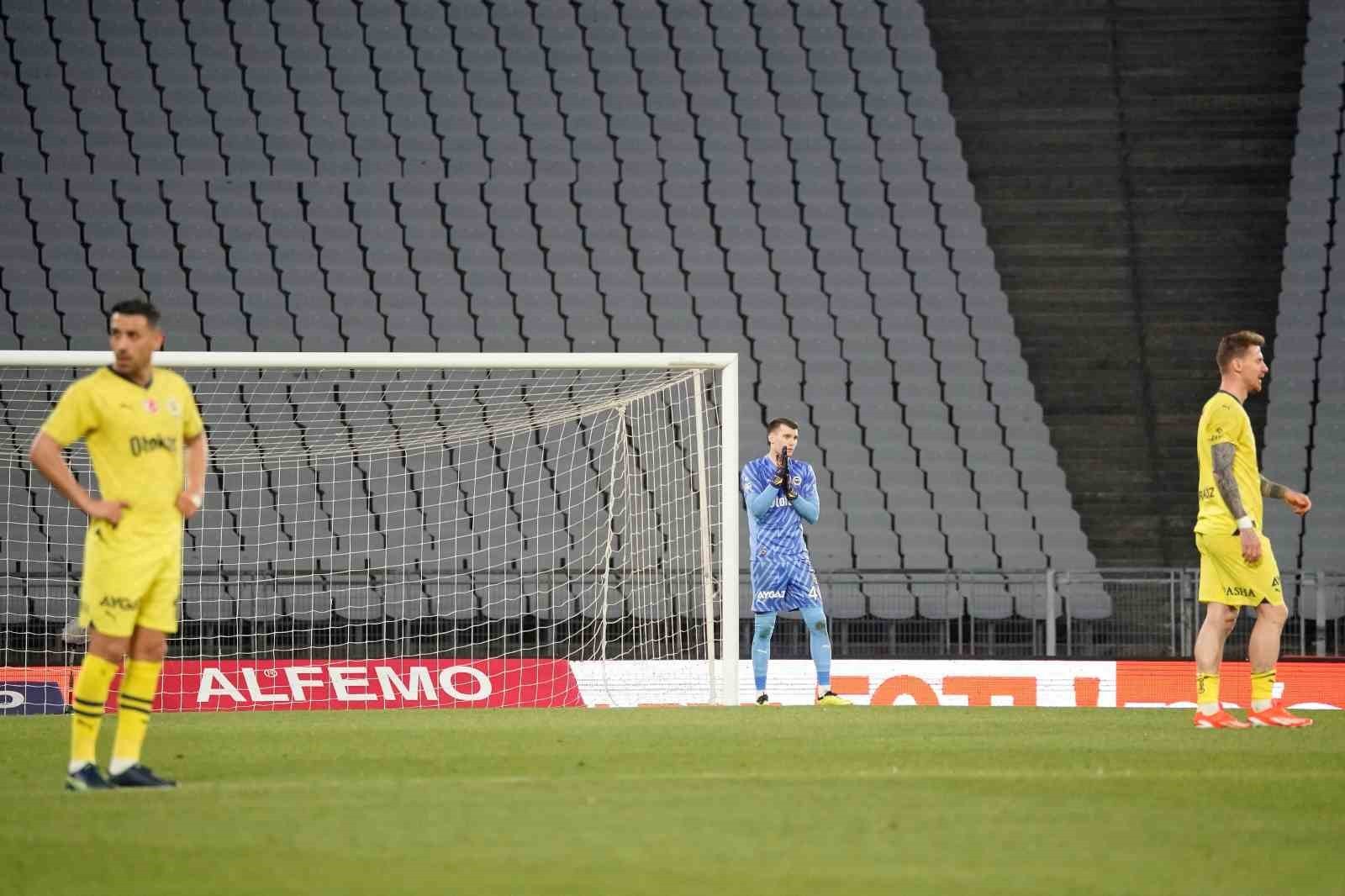 Trendyol Süper Lig: Fatih Karagümrük: 1 - Fenerbahçe: 0