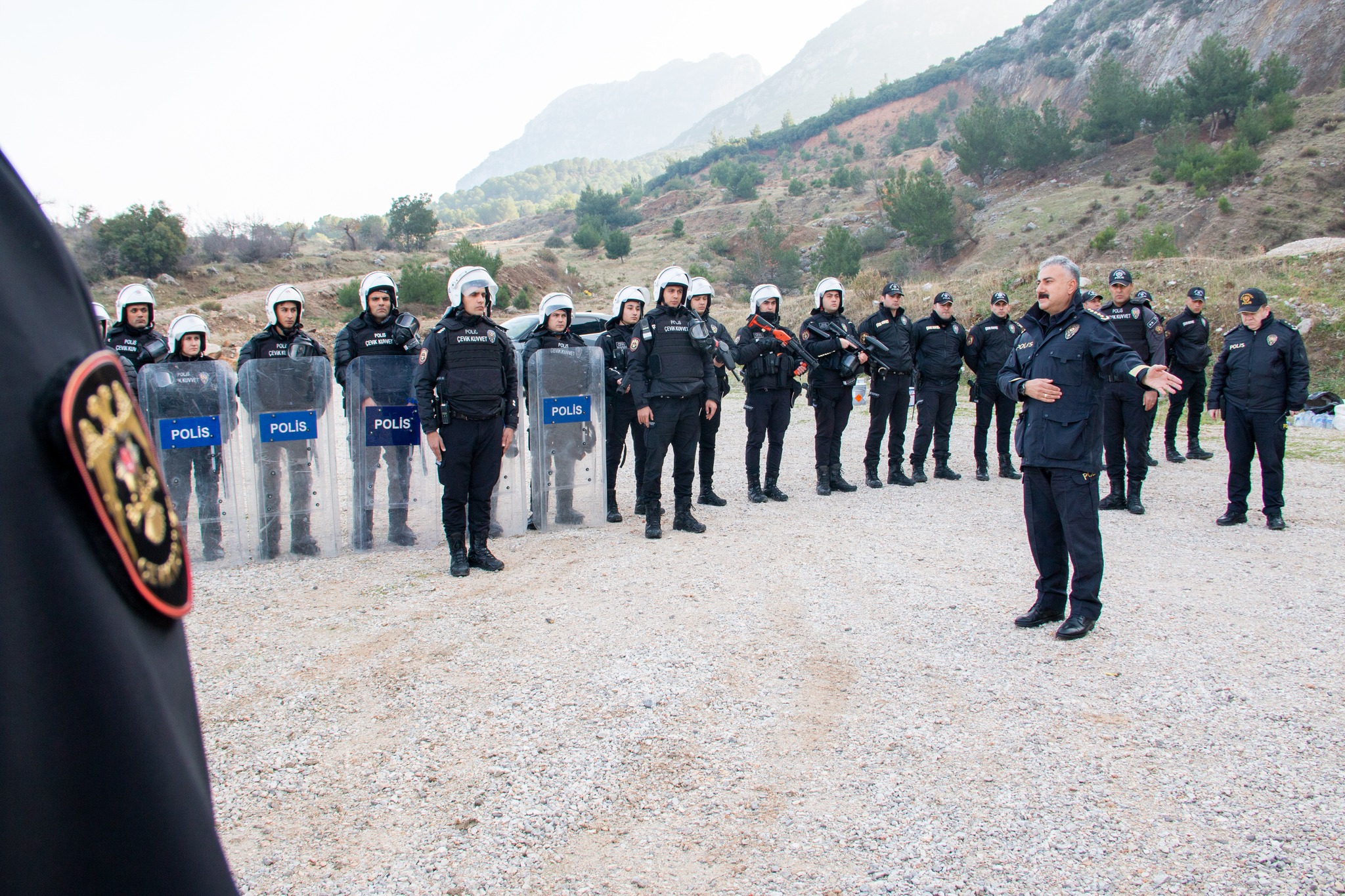 Manisa İl Emniyet Müdürü Aktaş, Çevik Kuvvet ekiplerinin tatbikatına katıldı