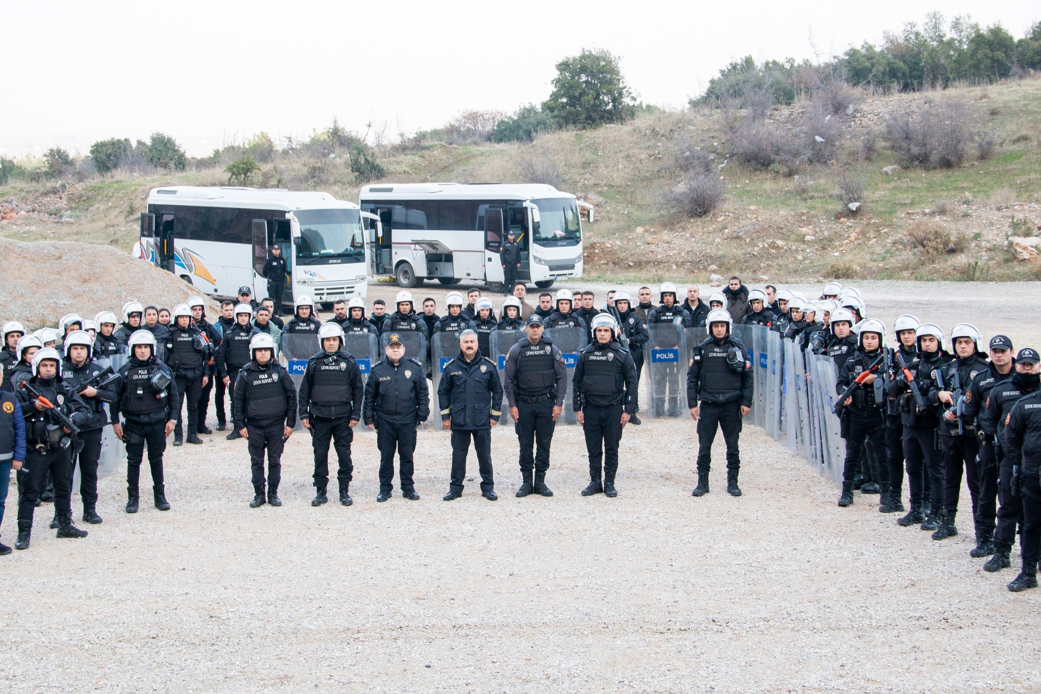 Manisa İl Emniyet Müdürü Aktaş, Çevik Kuvvet ekiplerinin tatbikatına katıldı