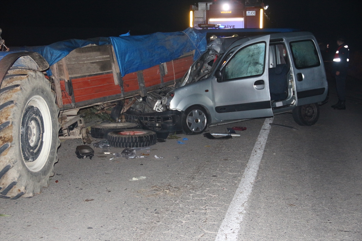 Manisa'da feci kaza: 1 ölü, 2 yaralı