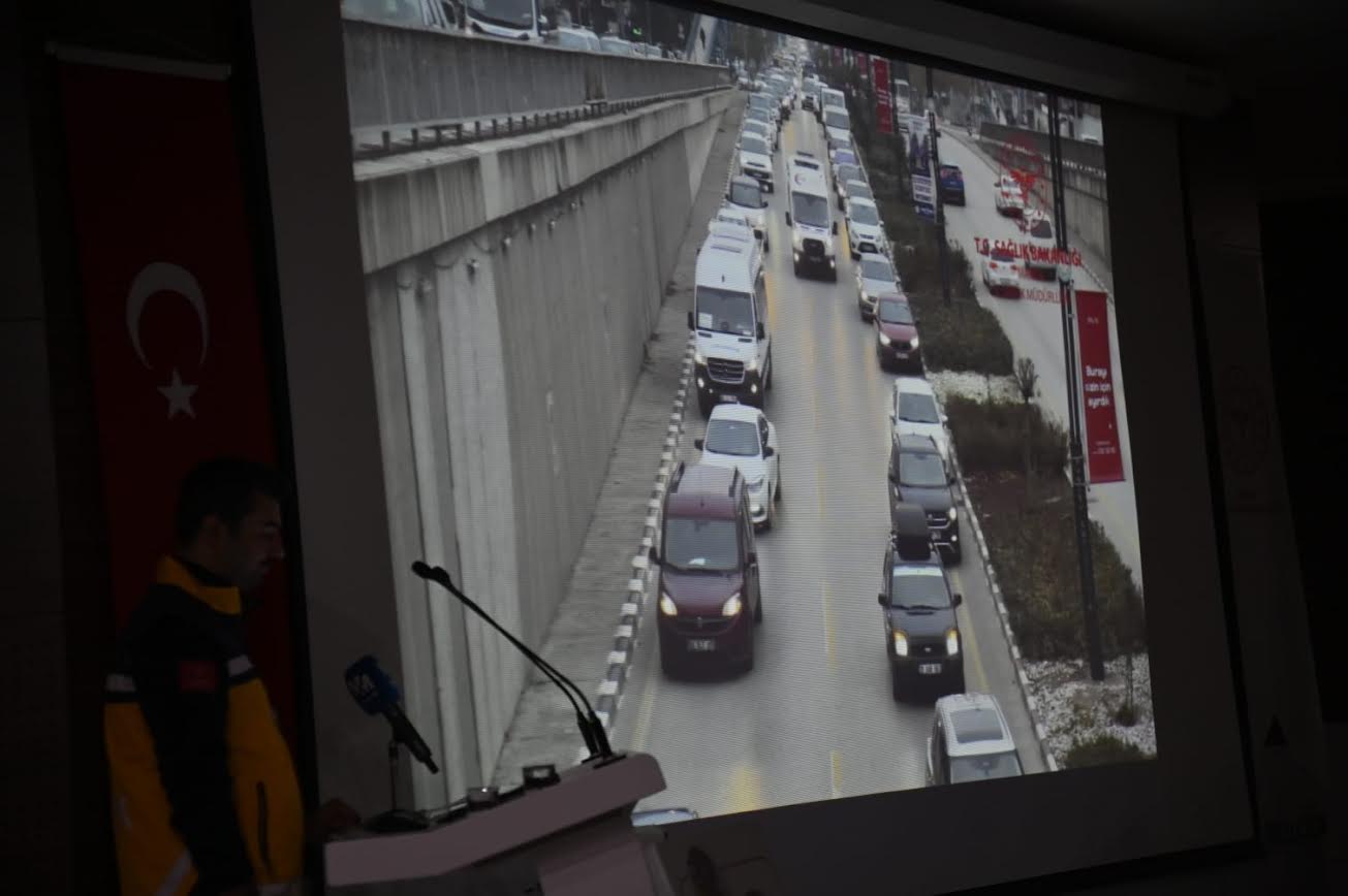 Manisa'da Fermuar Sistemi'nin topluma tanıtılma süreci başladı