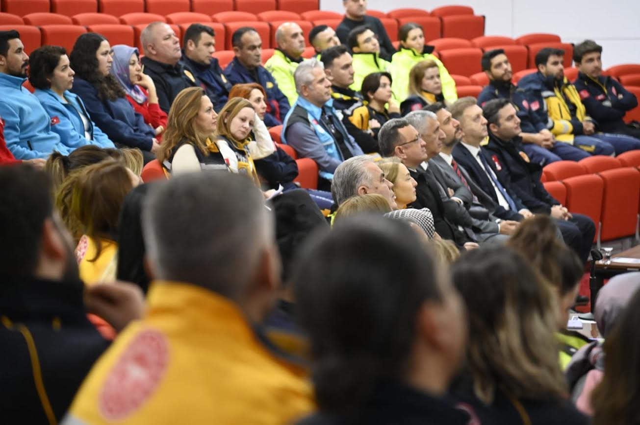 Manisa'da Fermuar Sistemi'nin topluma tanıtılma süreci başladı