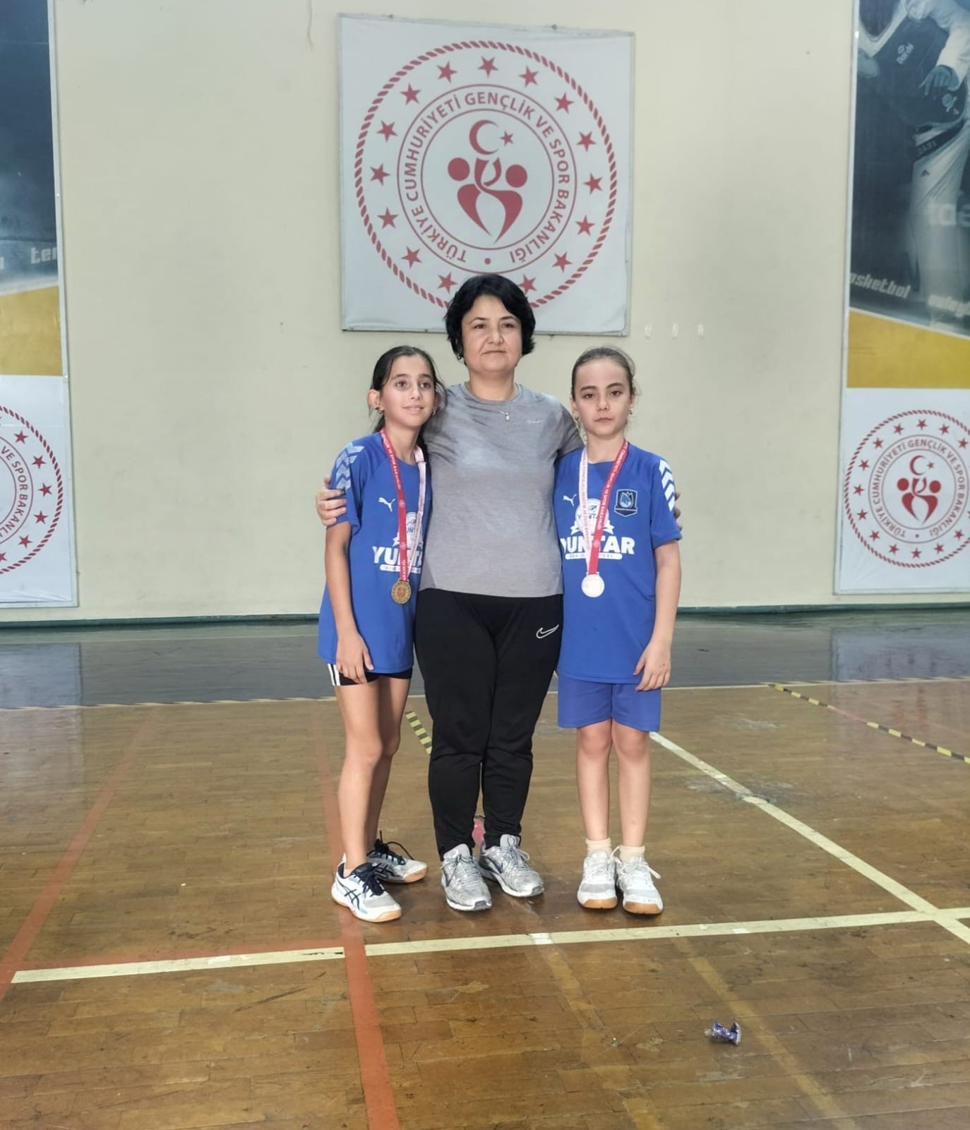 Yunusemreli badmintonculardan 5 madalya