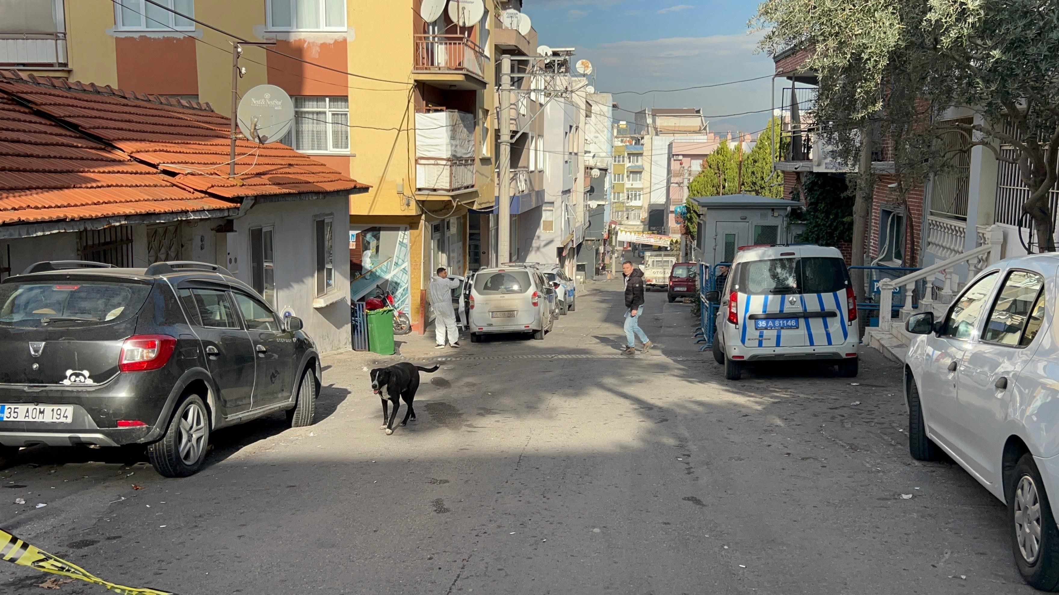 Araç içinde tabancayla vurulmuştu: Ölen kadın toprağa verildi