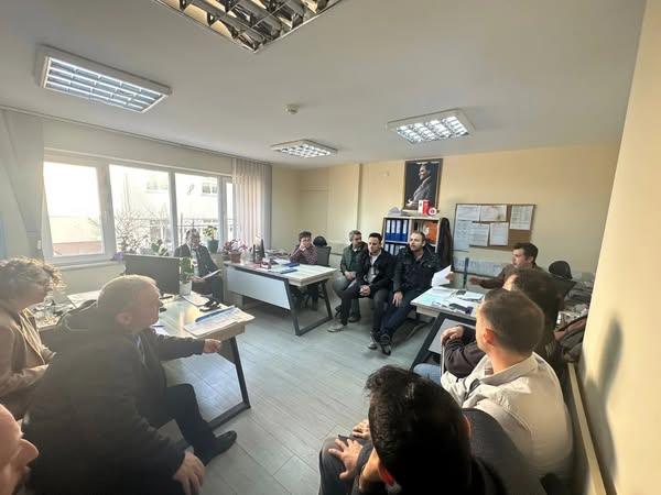 Manisa'da Veteriner Hekimlere Yönelik Bilgilendirme Toplantısı Gerçekleştirildi