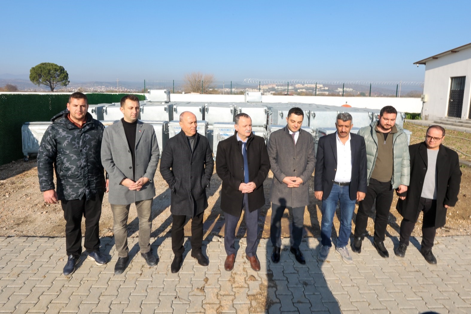 Yunusemre'ye 500 çöp konteyneri alındı