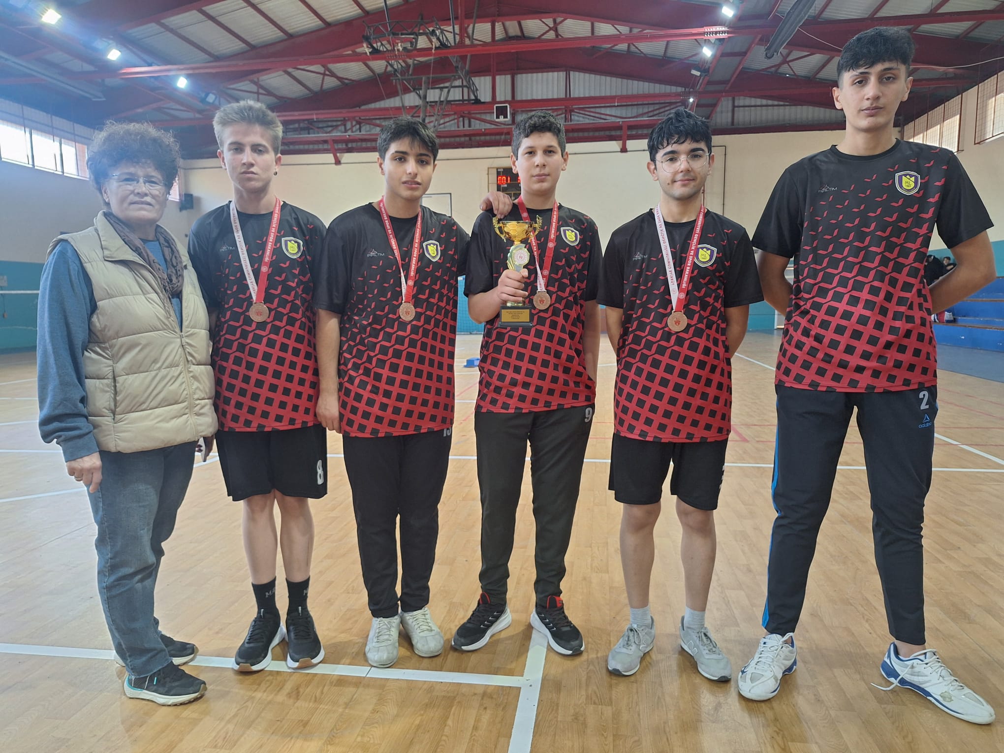 Manisa'da Badminton İl Birinciliği Müsabakaları Tamamlandı