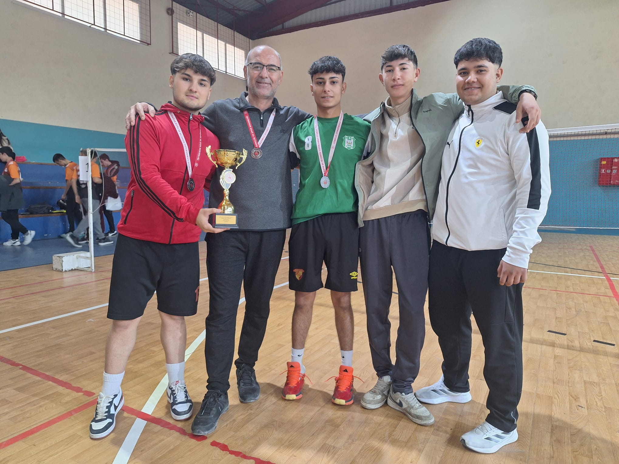 Manisa'da Badminton İl Birinciliği Müsabakaları Tamamlandı