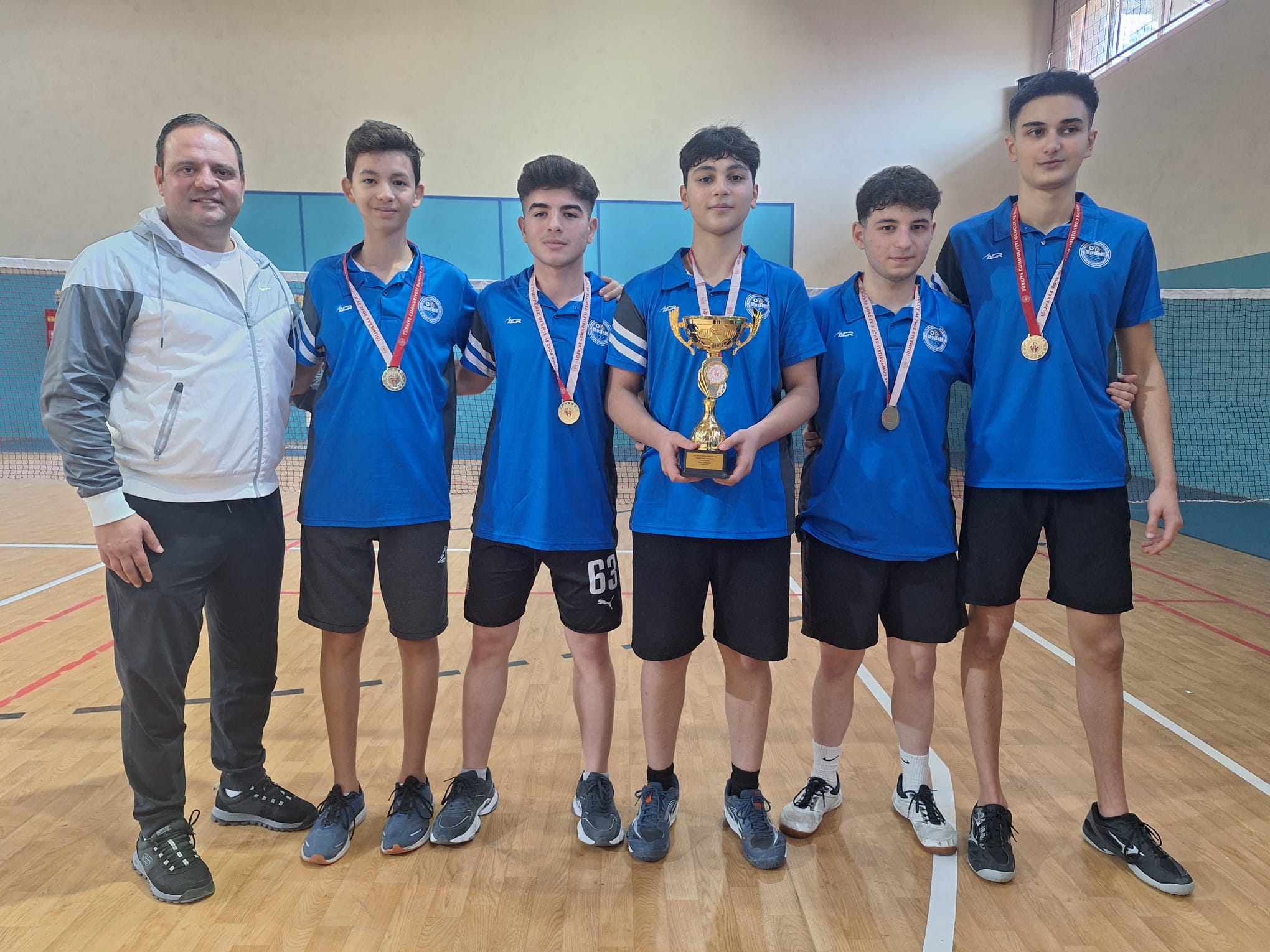 Manisa'da Badminton İl Birinciliği Müsabakaları Tamamlandı
