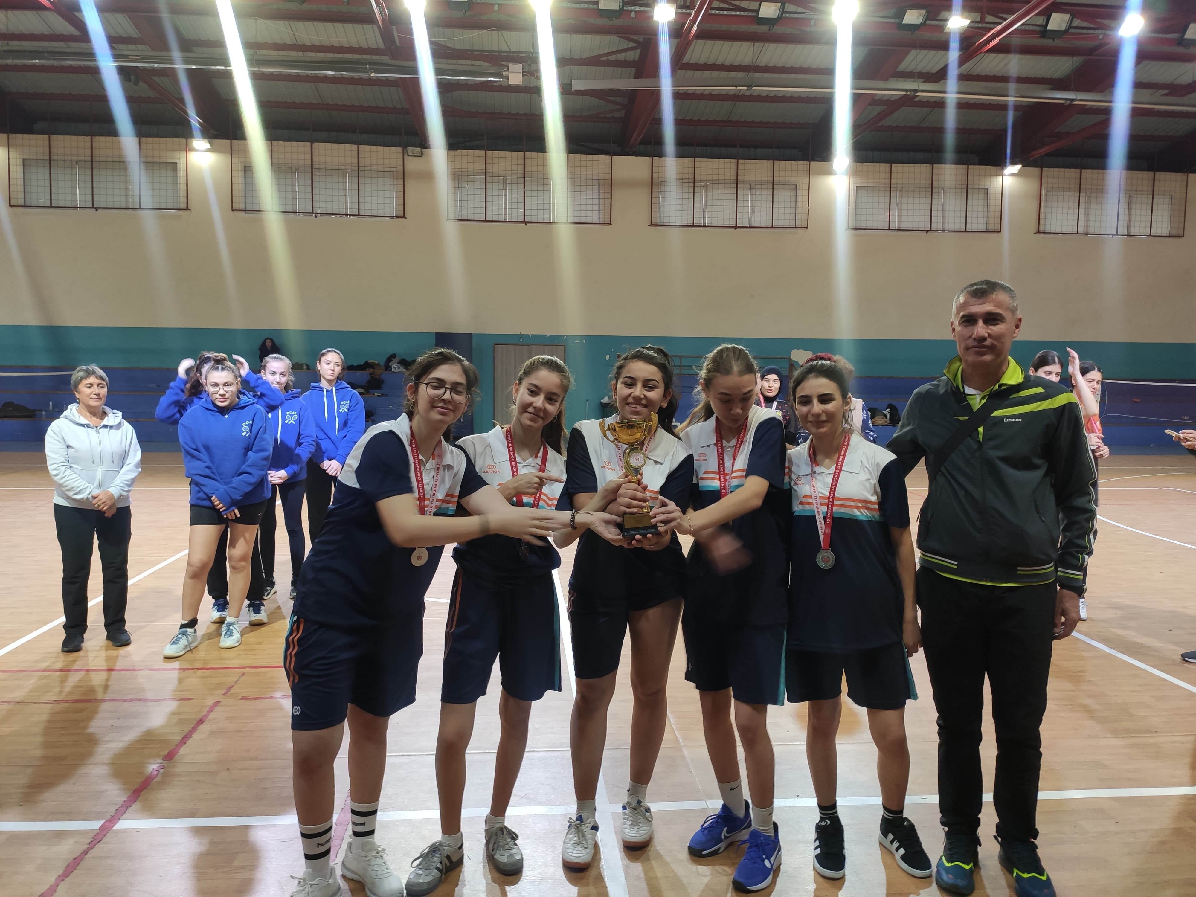 Manisa'da Badminton İl Birinciliği Müsabakaları Tamamlandı