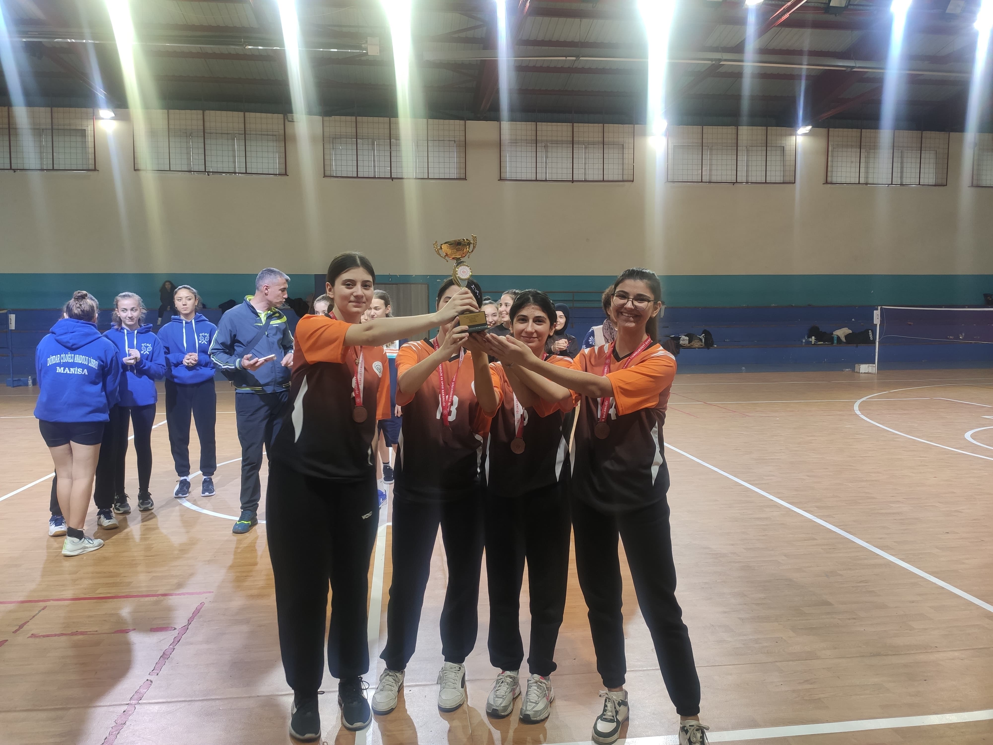 Manisa'da Badminton İl Birinciliği Müsabakaları Tamamlandı