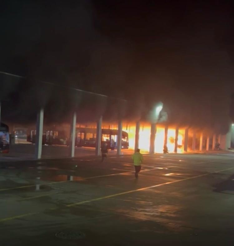 Manisa Terminalinde yangın!