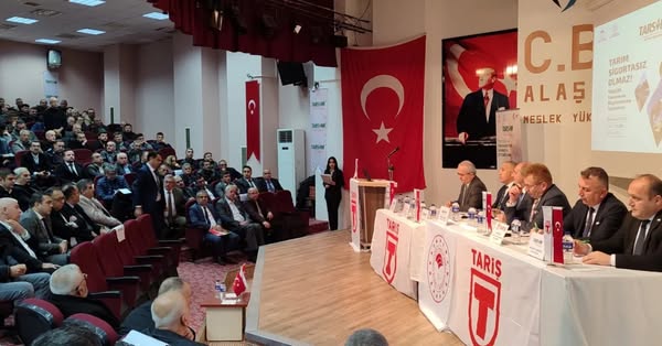 Tarsim ve Tariş Üzüm Birliği'nden Çiftçilere Bilgilendirme Toplantısı