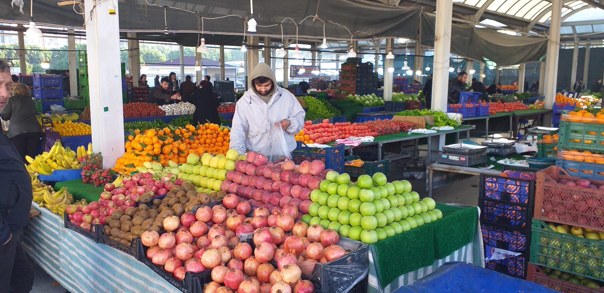 Bu hafta Perşembe Pazarı'nda fiyatlar nasıl?
