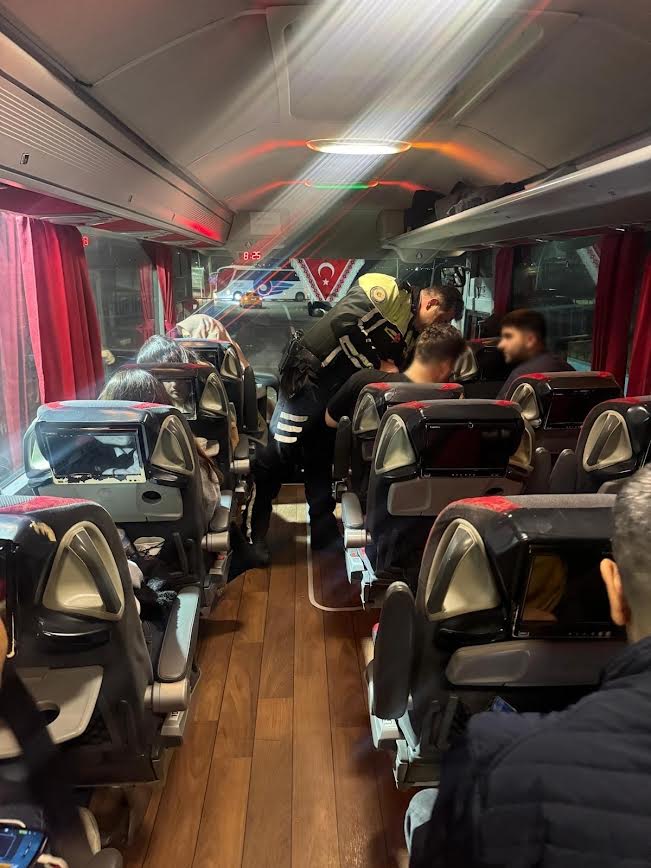 Manisa'da otobüslerde emniyet kemeri  denetimi yapıldı