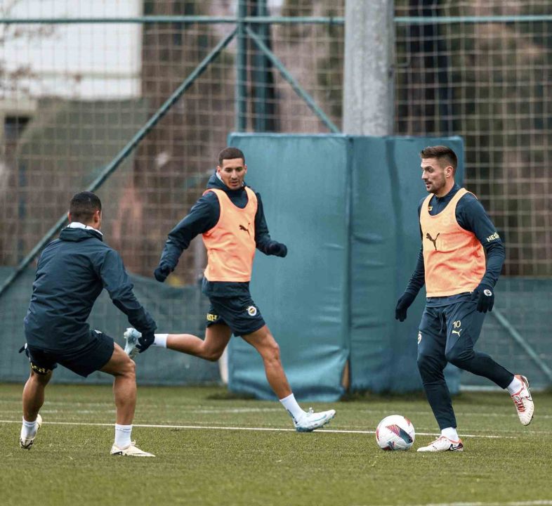 Fenerbahçe, Hatayspor maçı hazırlıklarına devam etti
