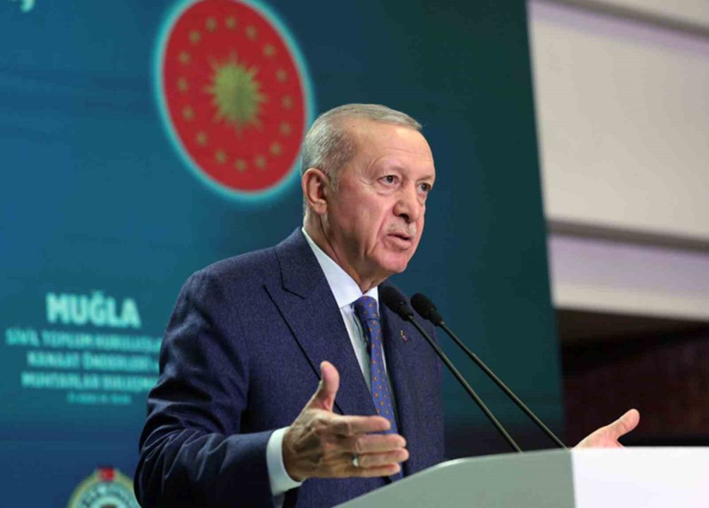 Erdoğan: "Yeni anayasa Türkiye için lüks değil, çok geç kalmış bir ihtiyaçtır”
