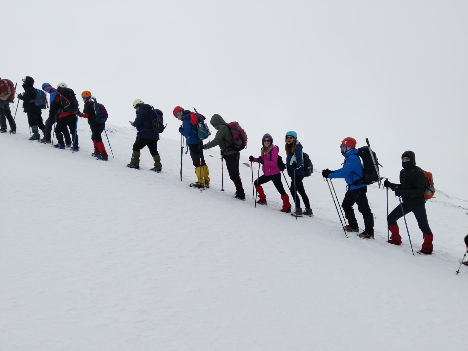 Zirve Dağcılık’tan çifte faaliyet