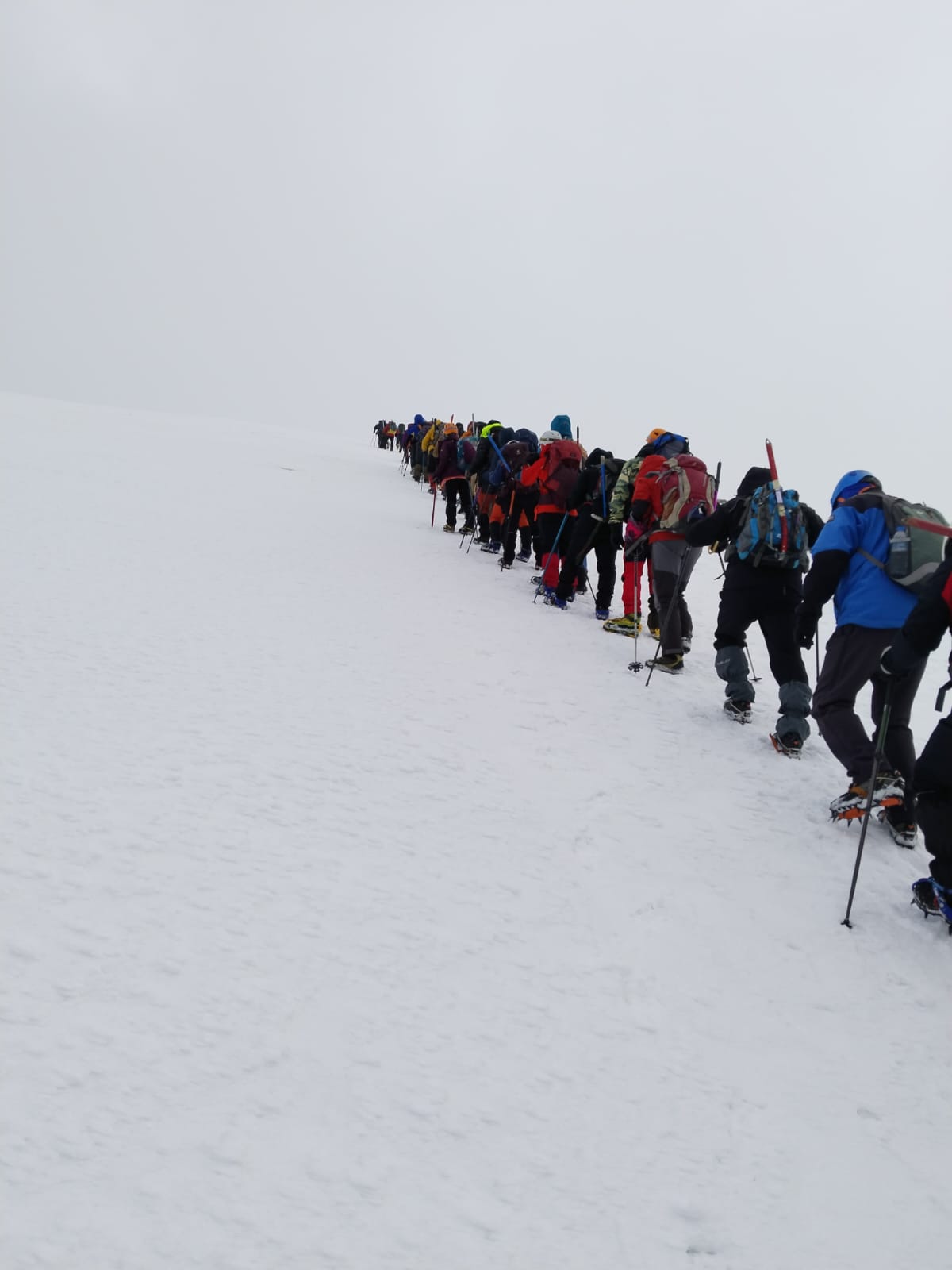 Zirve Dağcılık’tan çifte faaliyet