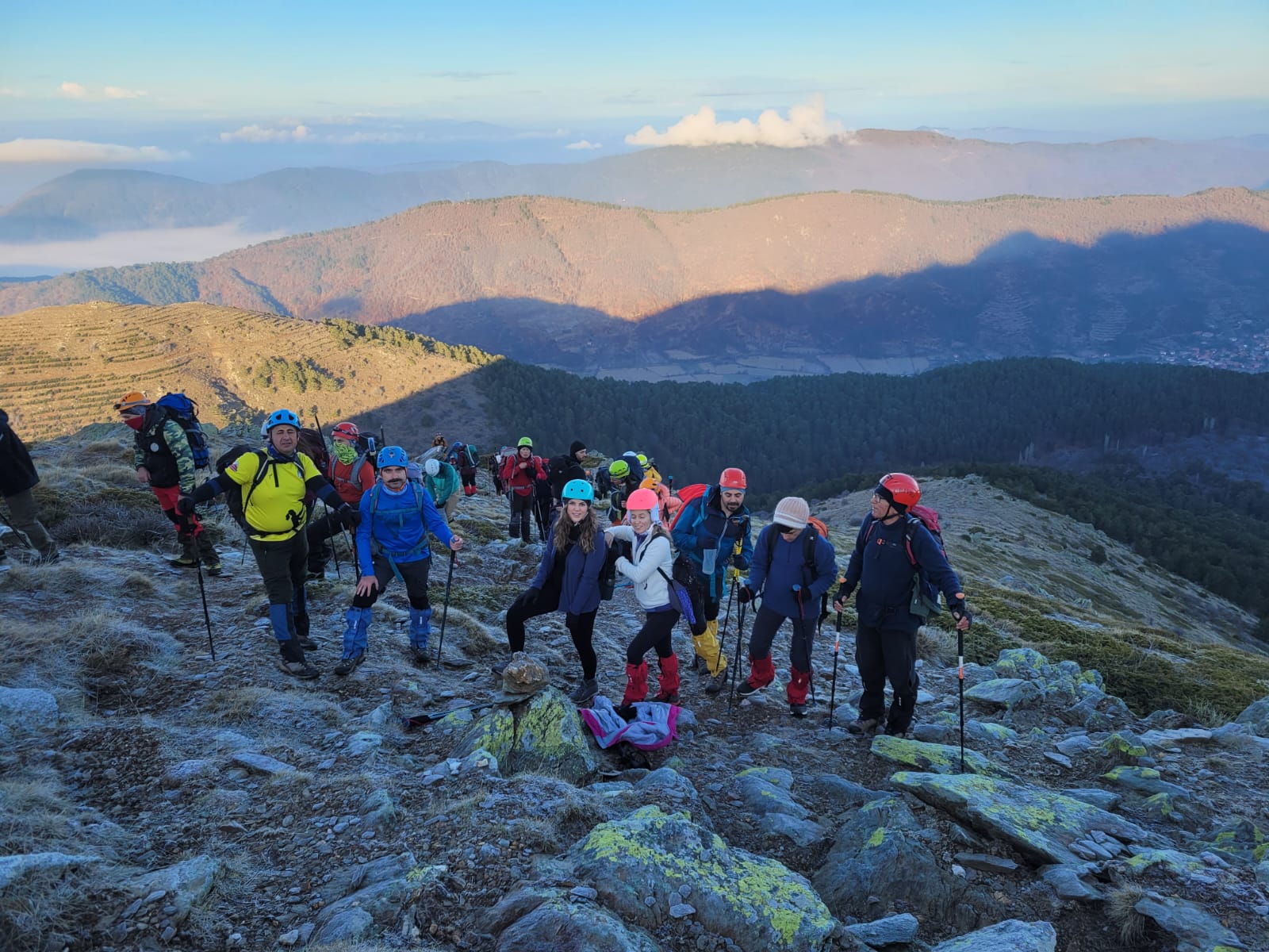 Zirve Dağcılık’tan çifte faaliyet